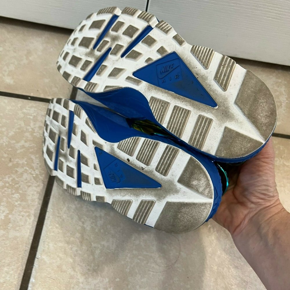 Sold Nike Air HUARACHE RUN PRM QS Men's 9 Undefeated Blue NIPSEY cobalt - Picture 8 of 12